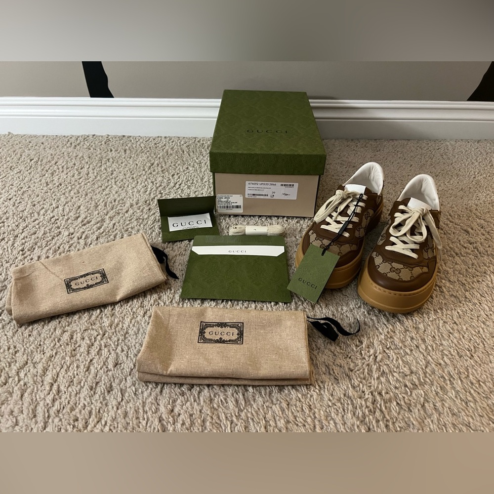 Gucci  Dali women's GG sneaker 39